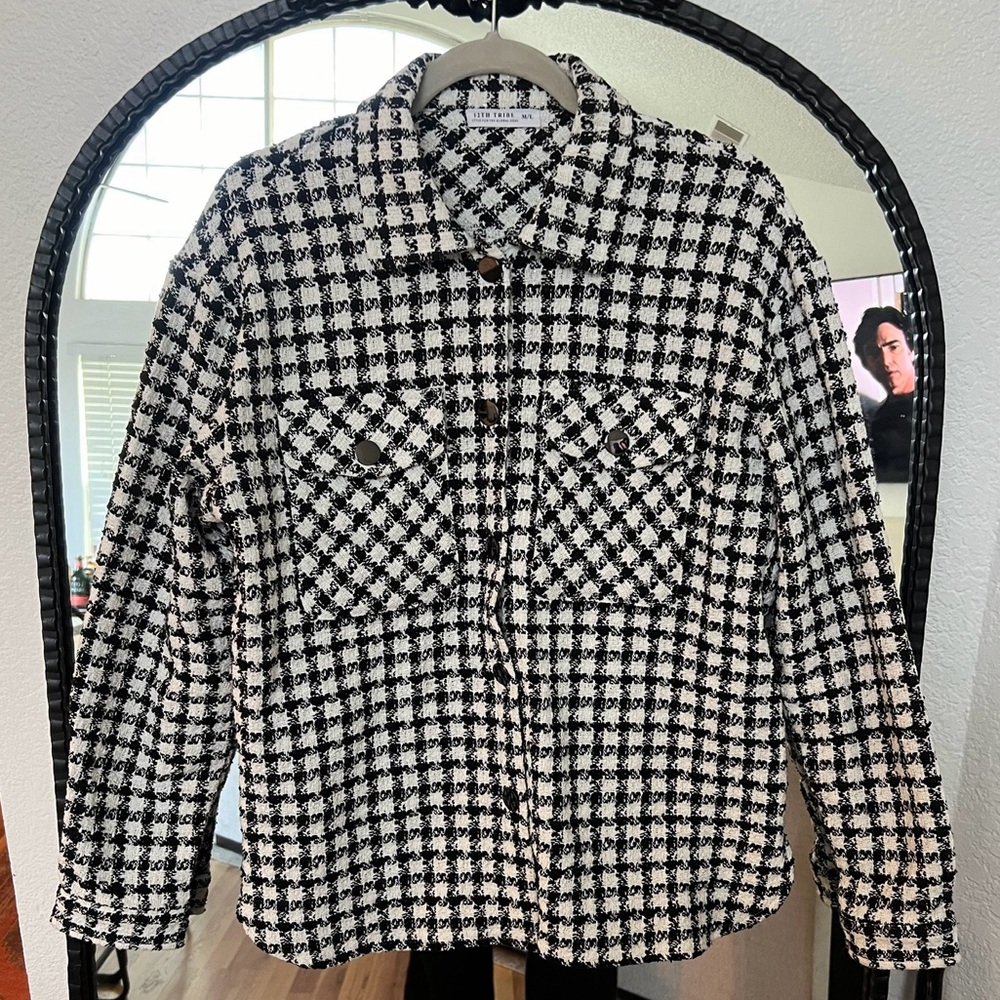 12th Tribe Button down jacket 🧥 🖤🤍
